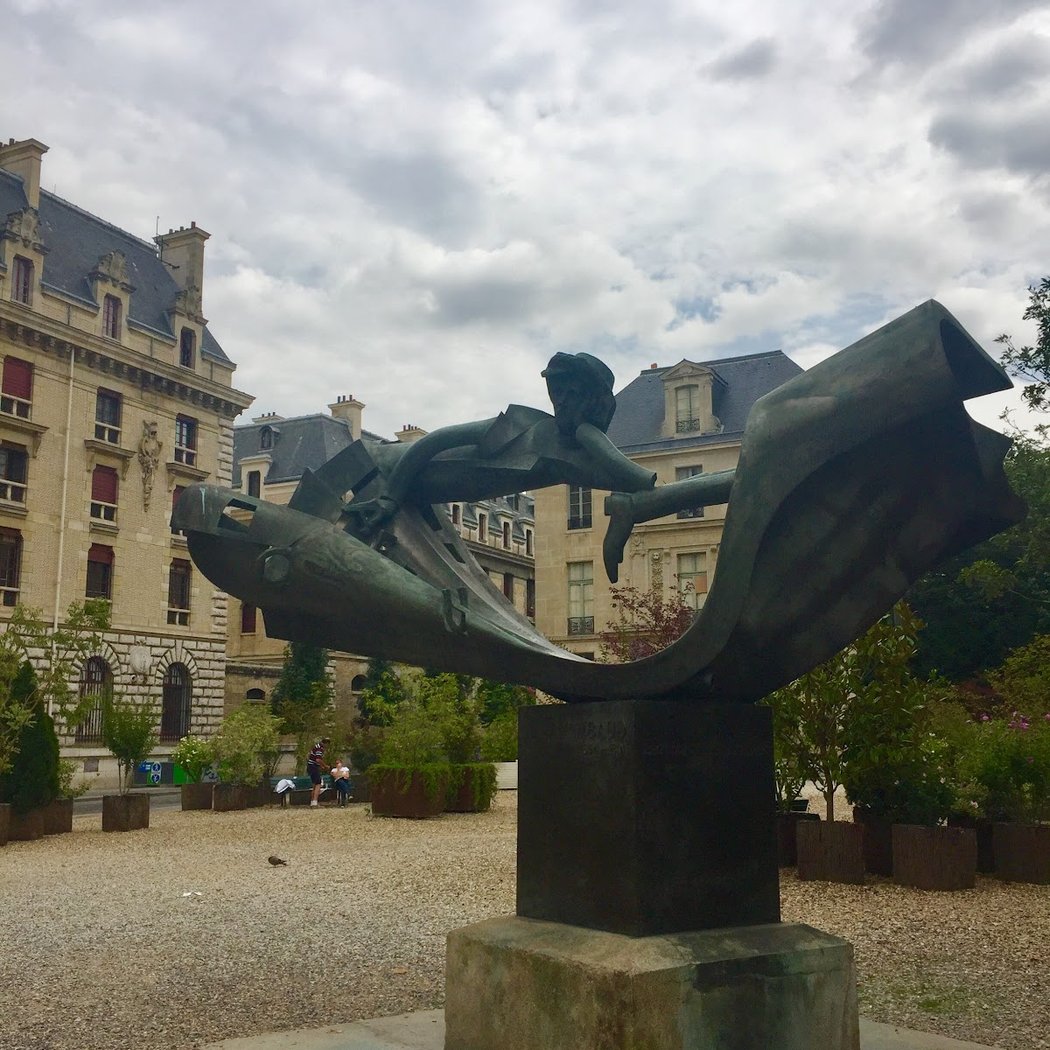 Statue de Rimbaud 3